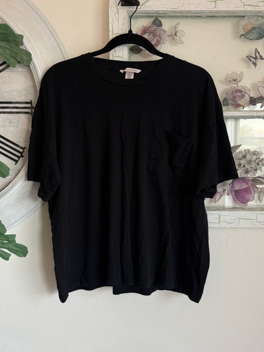 Victoria's Secret Black Short Sleeve Pocket Tee Size XL